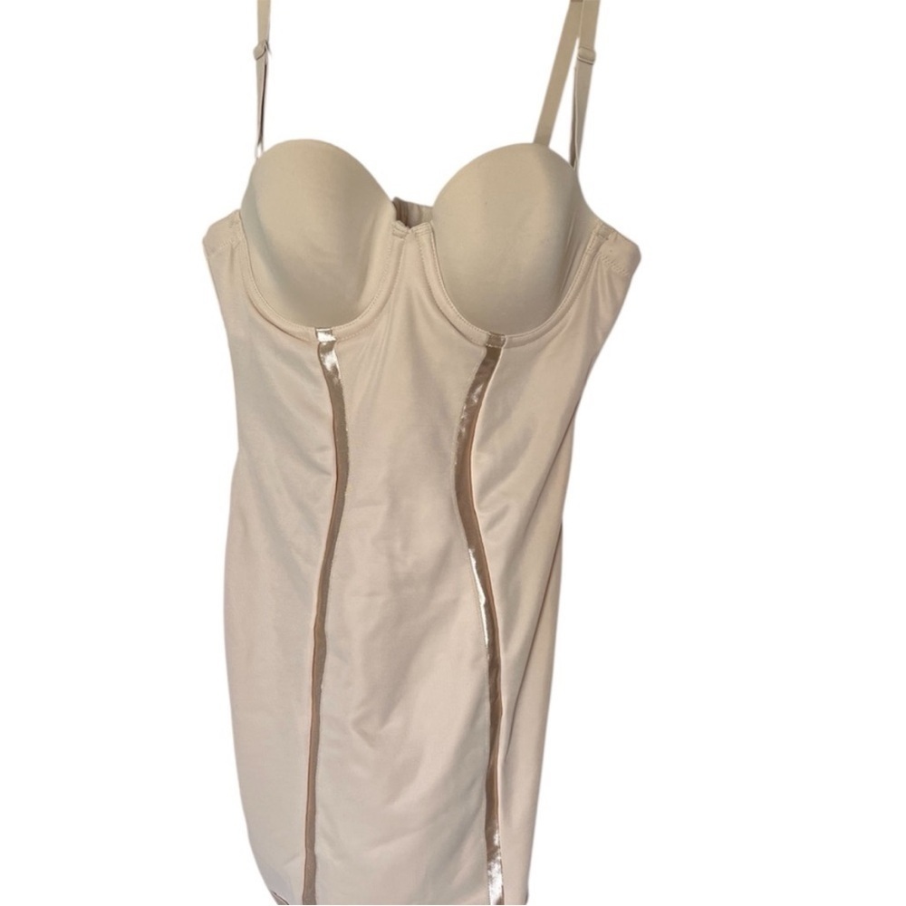 Maidenform Shapewear Cream Underwire Bra, Women’s Sz 34B